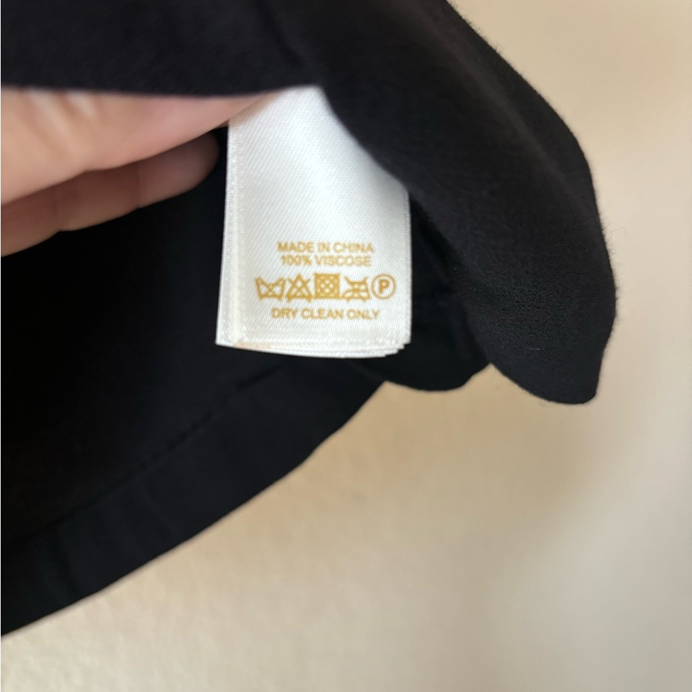 Kate Spade v neck ruffle‎ blouse Size 6 - Picture 4 of 8